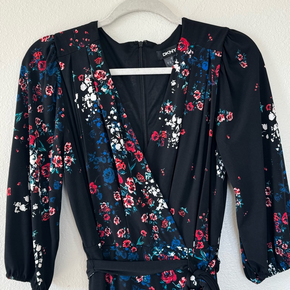 DKNY Black Floral Print Belted Wrap Dress Jersey 3/4 Sleeves 6 - Picture 3 of 11